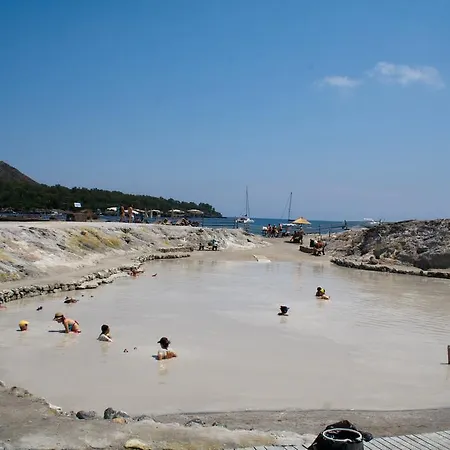 Crimi * Vulcano (Isola)